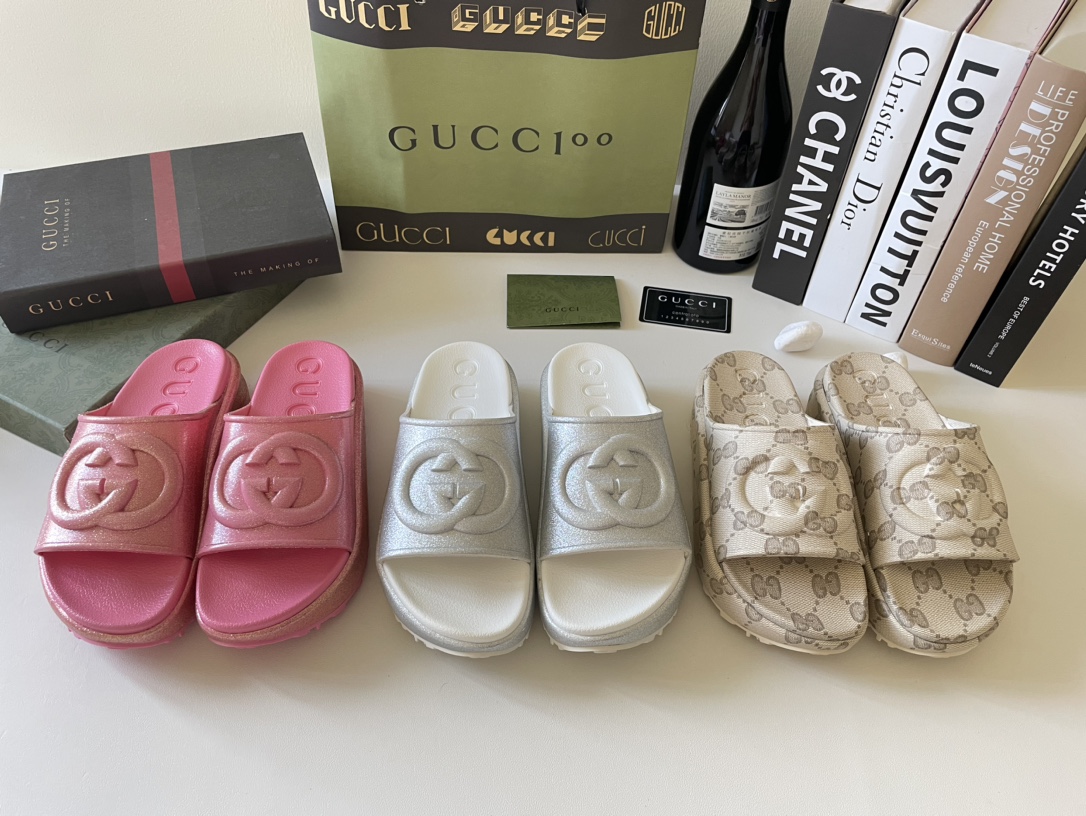 V148P GUCCI slippers $52 gallery