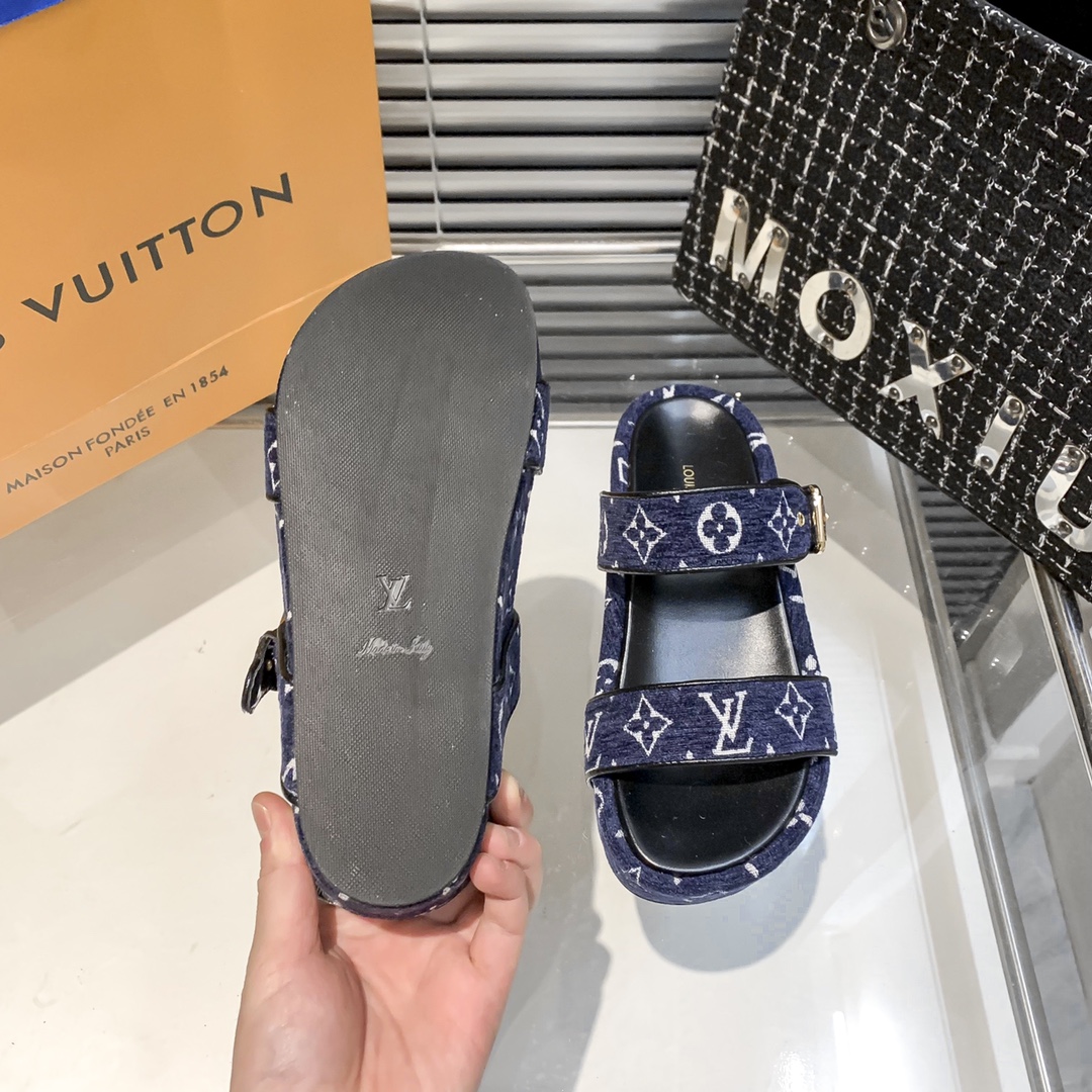 V32P Louis vuitton thick bottom slippers $42 gallery