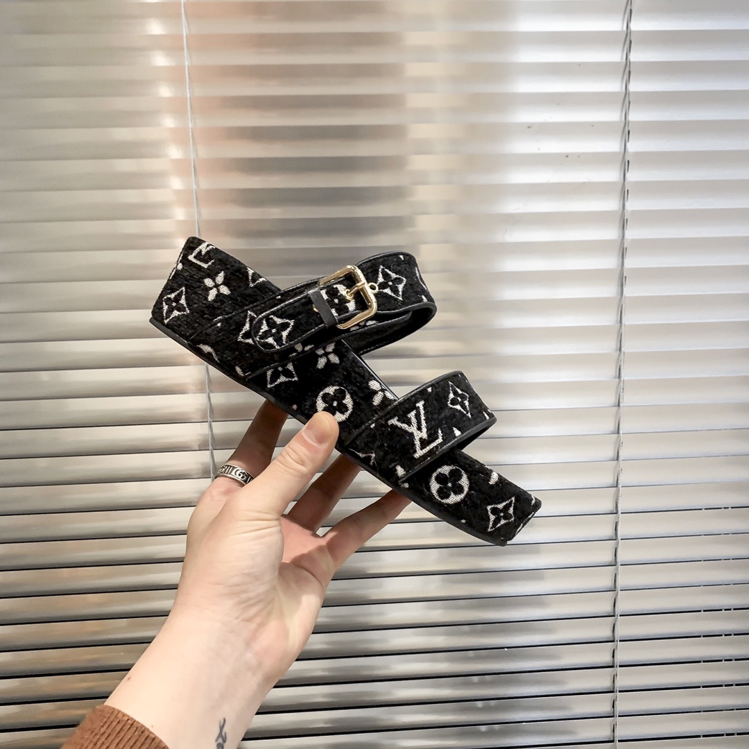 V32P Louis vuitton thick bottom slippers $42 gallery