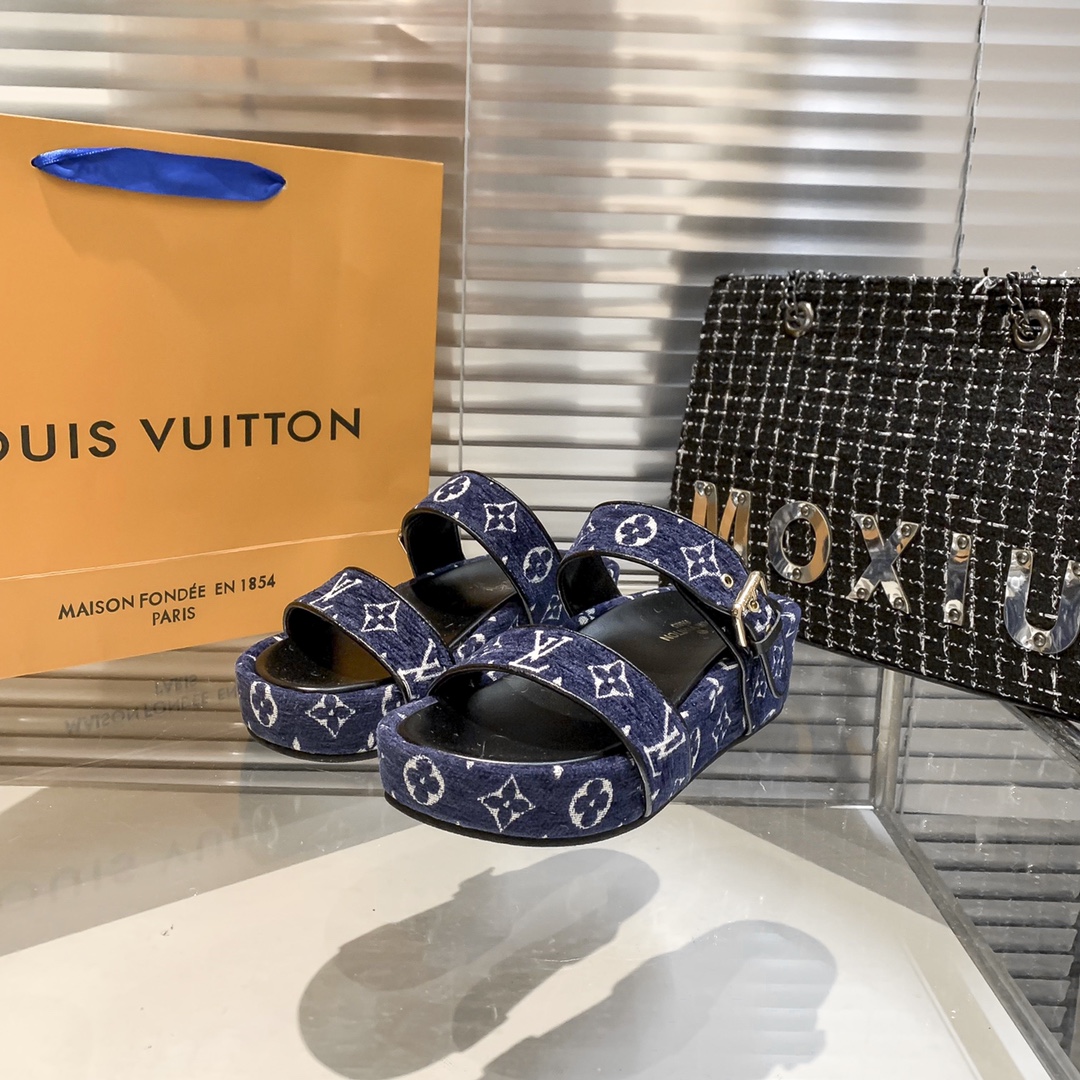 V32P Louis vuitton thick bottom slippers $42 gallery