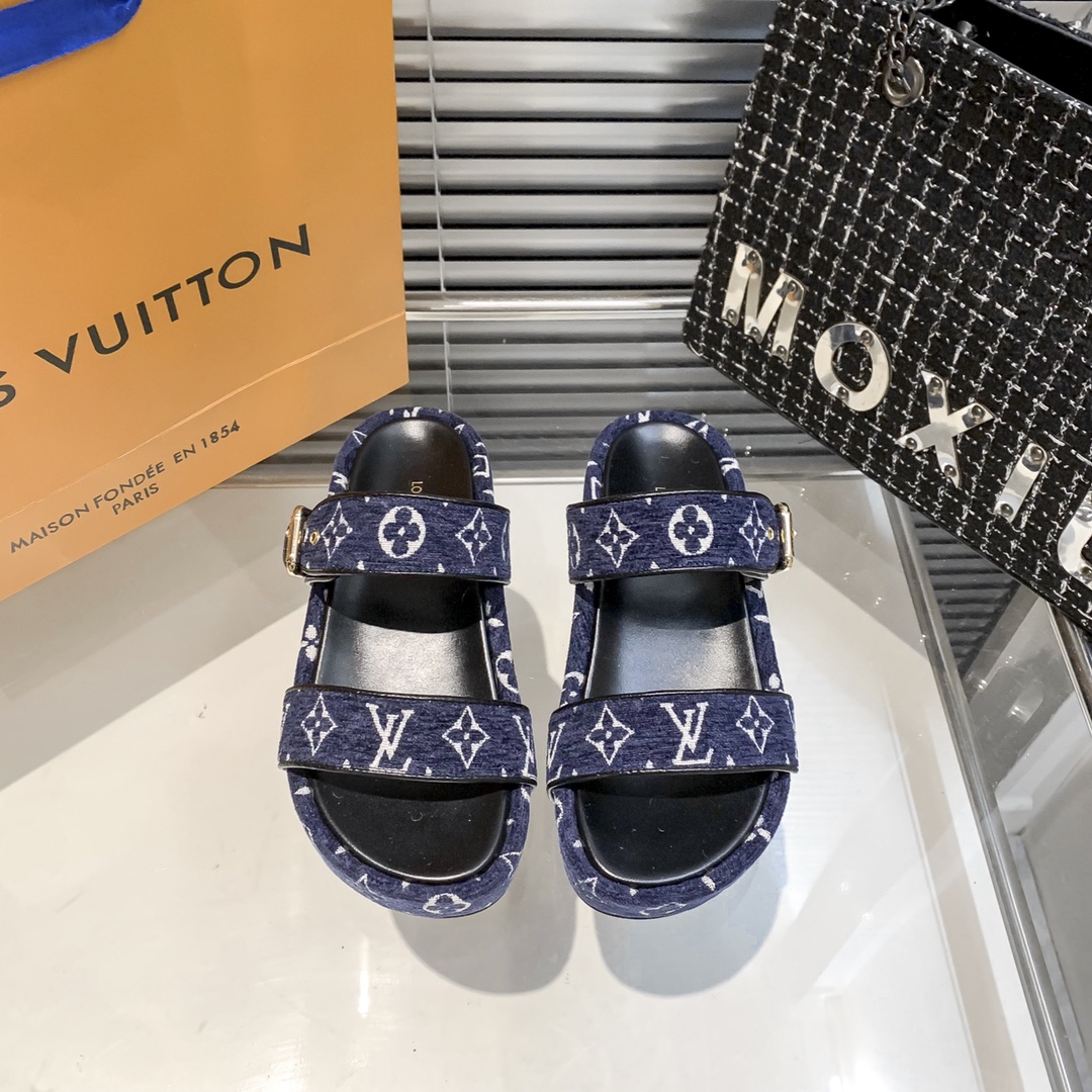 V32P Louis vuitton thick bottom slippers $42 gallery