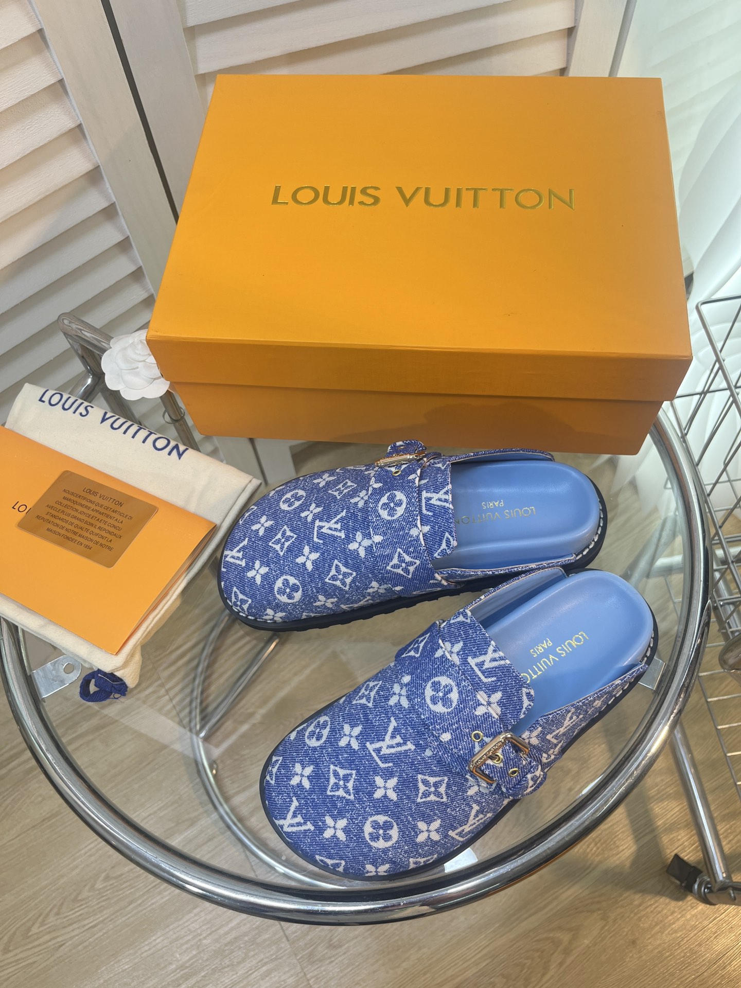 V33P Louis Vuitton slippers $72 gallery
