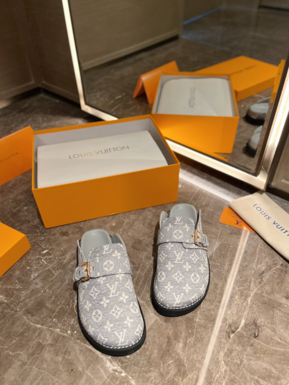 V33P Louis Vuitton slippers $72 gallery