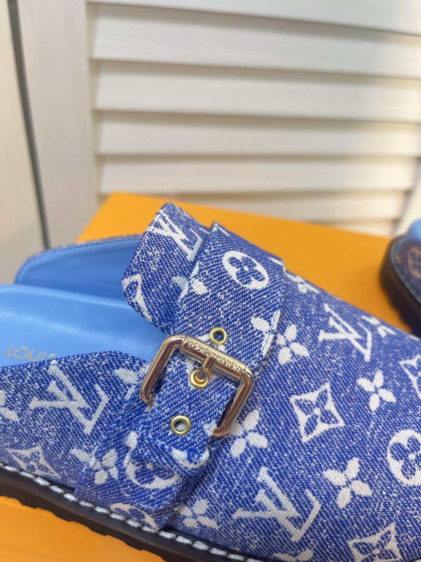 V33P Louis Vuitton slippers $72 gallery