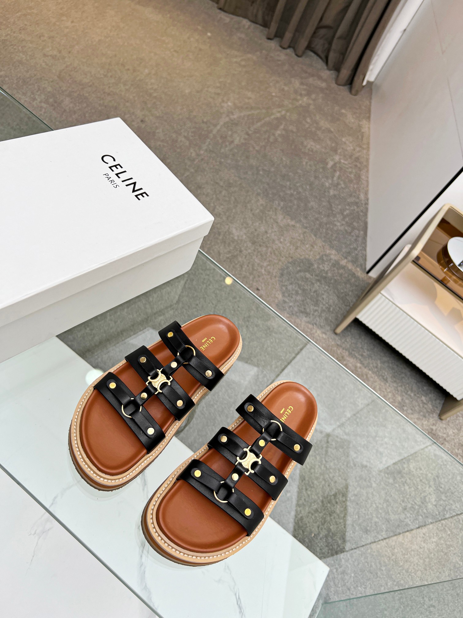 V50P CELINE  PARIS sandals $78 gallery