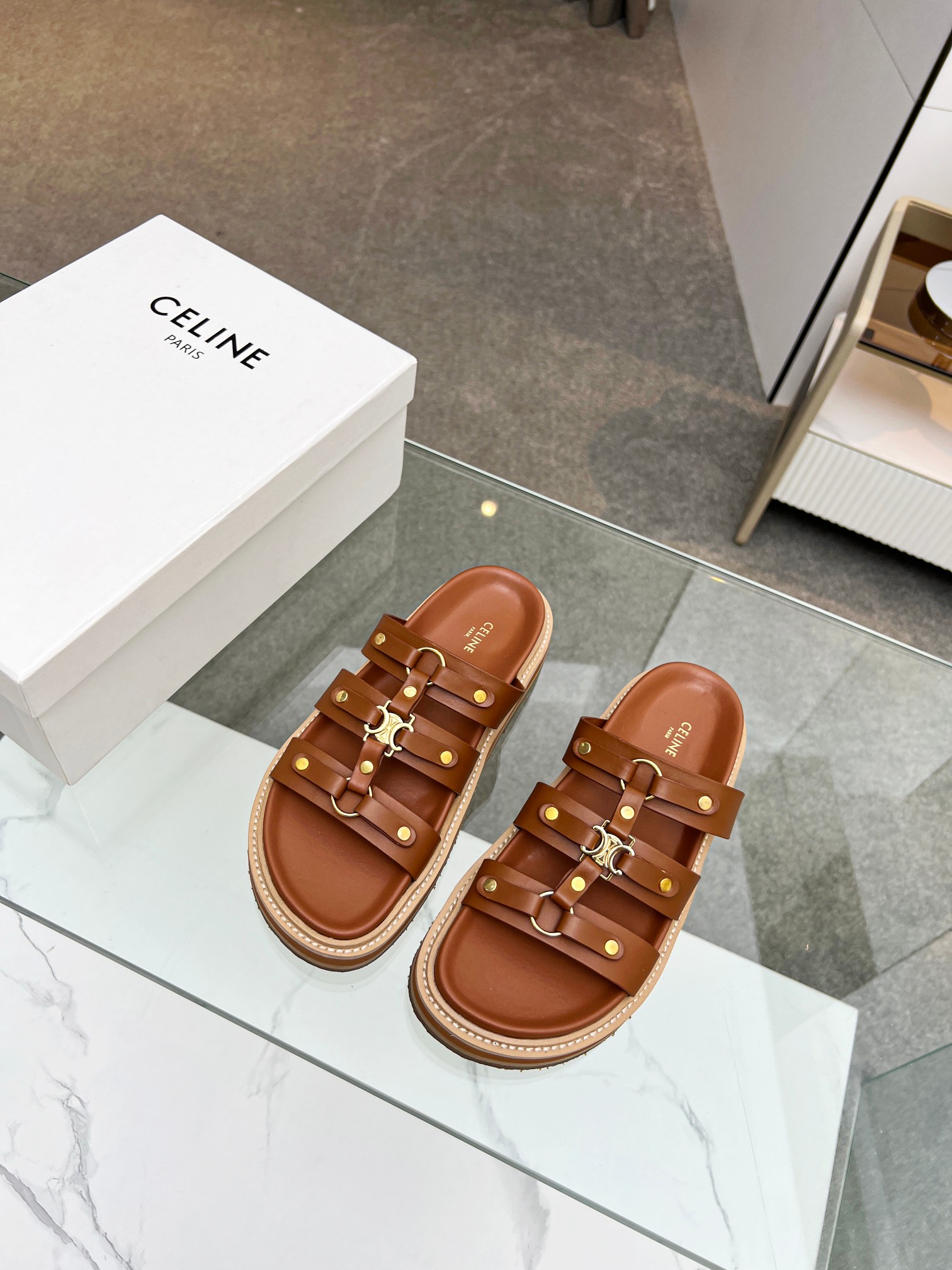 V50P CELINE  PARIS sandals $78 gallery