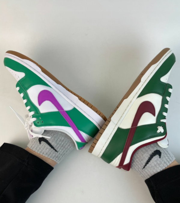 V67P Nike Sb Dunk Low $52 gallery
