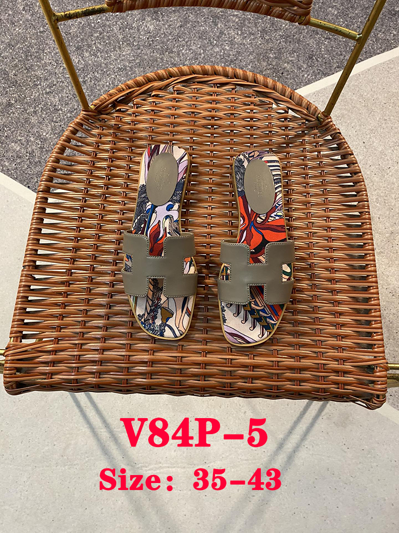 V84P Hermès Slippers $48 gallery