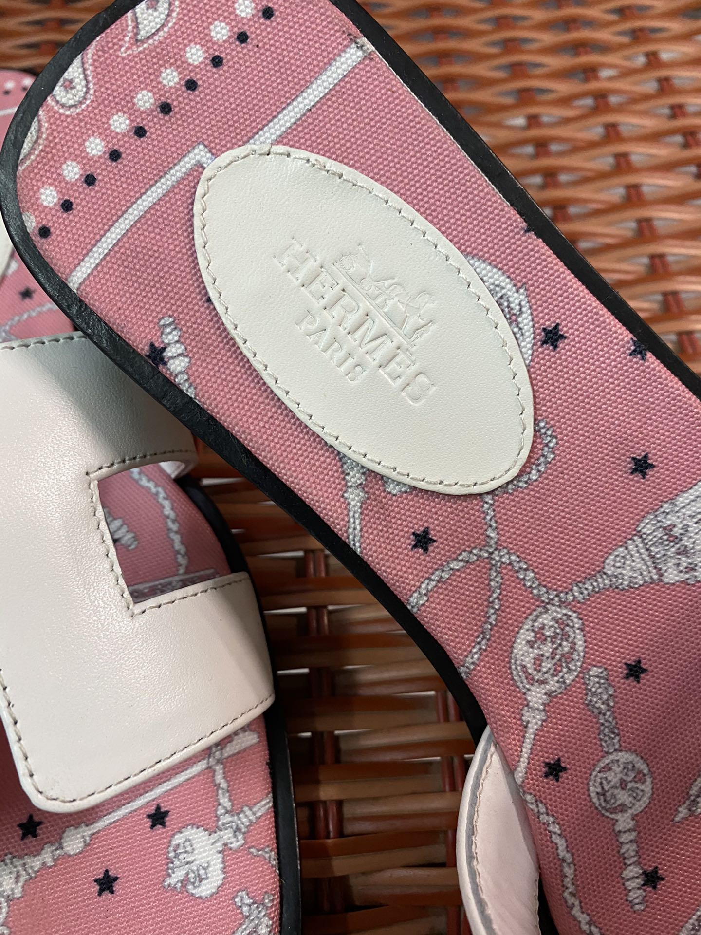 V84P Hermès Slippers $48 gallery