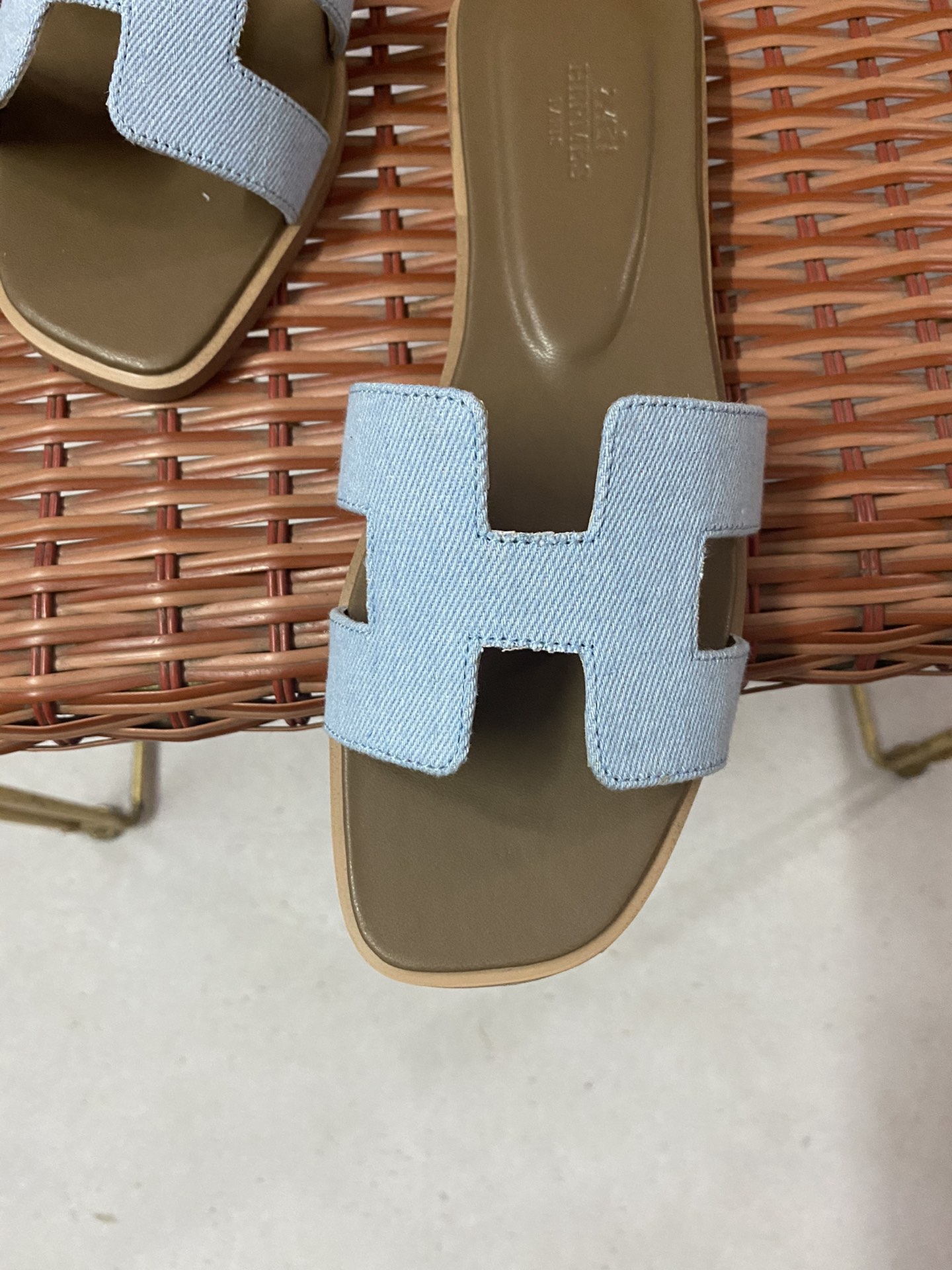 V84P Hermès Slippers $48 gallery