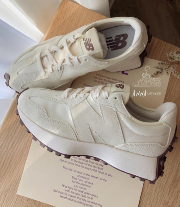 V89P New Balance 327 $52 gallery