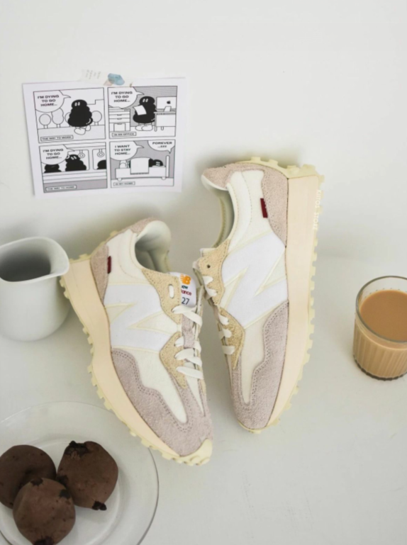 V89P New Balance 327 $52 gallery