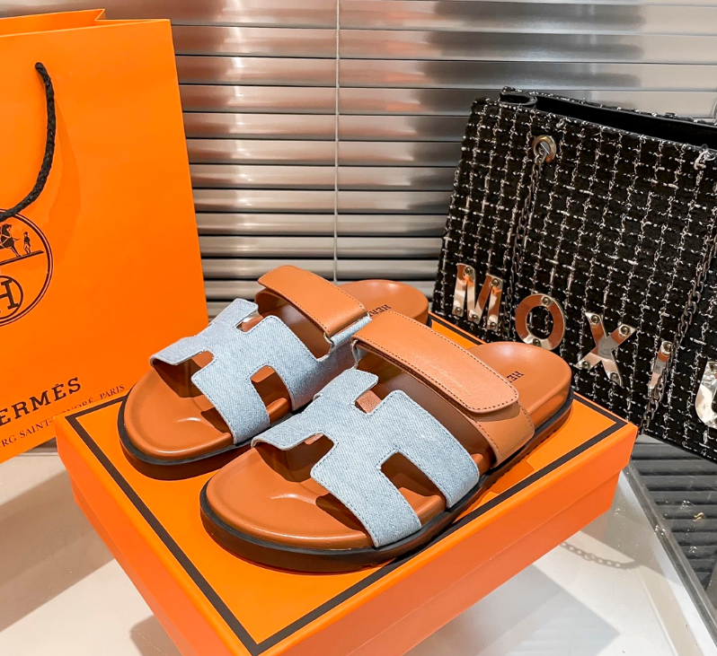 V91P Hermes slippers $38 gallery