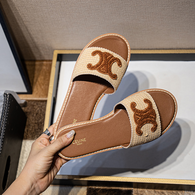 ZH076 Celine slippers 32$ gallery