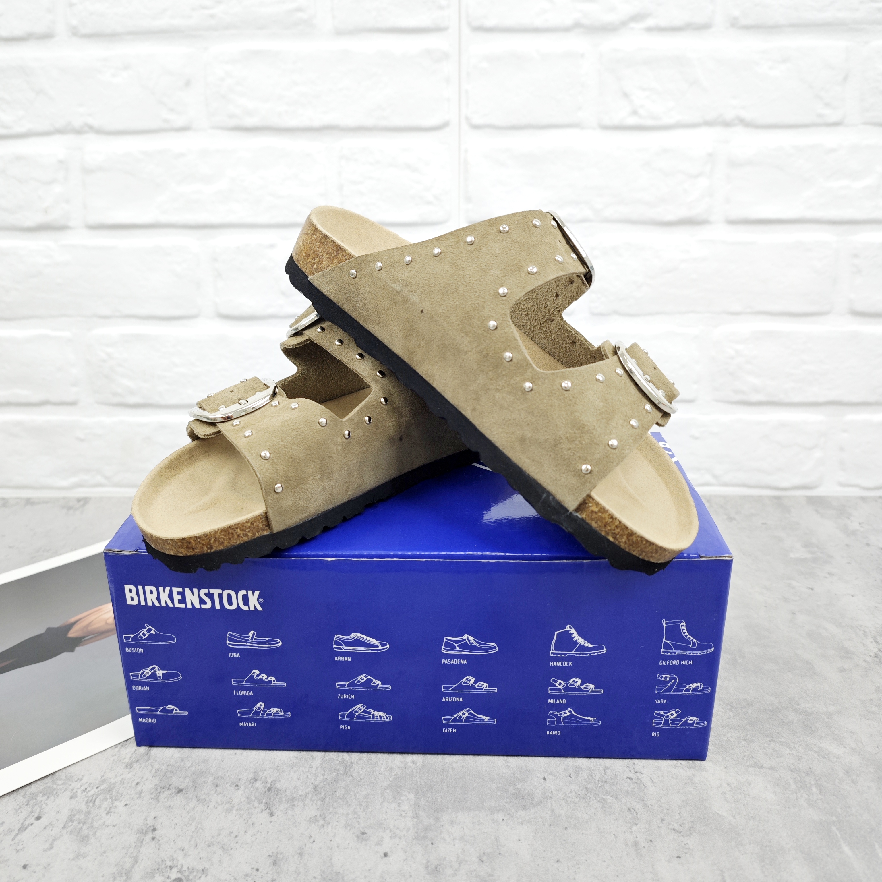 ZH089 Birkenstock Slippers 38$ gallery