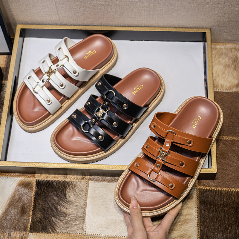 ZH090 Celine slippers 36$ gallery