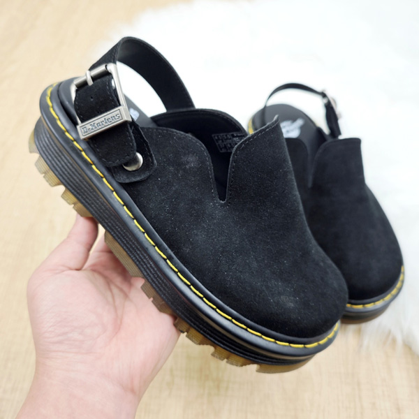 ZH143 Dr.martens closed toe shoes 48$ gallery