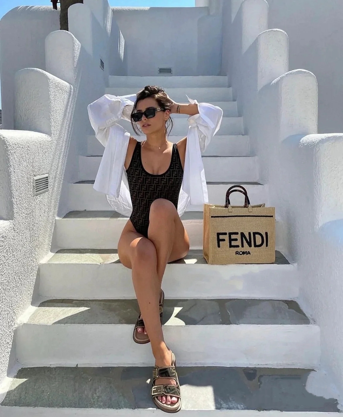 ZH152 FENDI One piece swimsuit 29.9$ gallery
