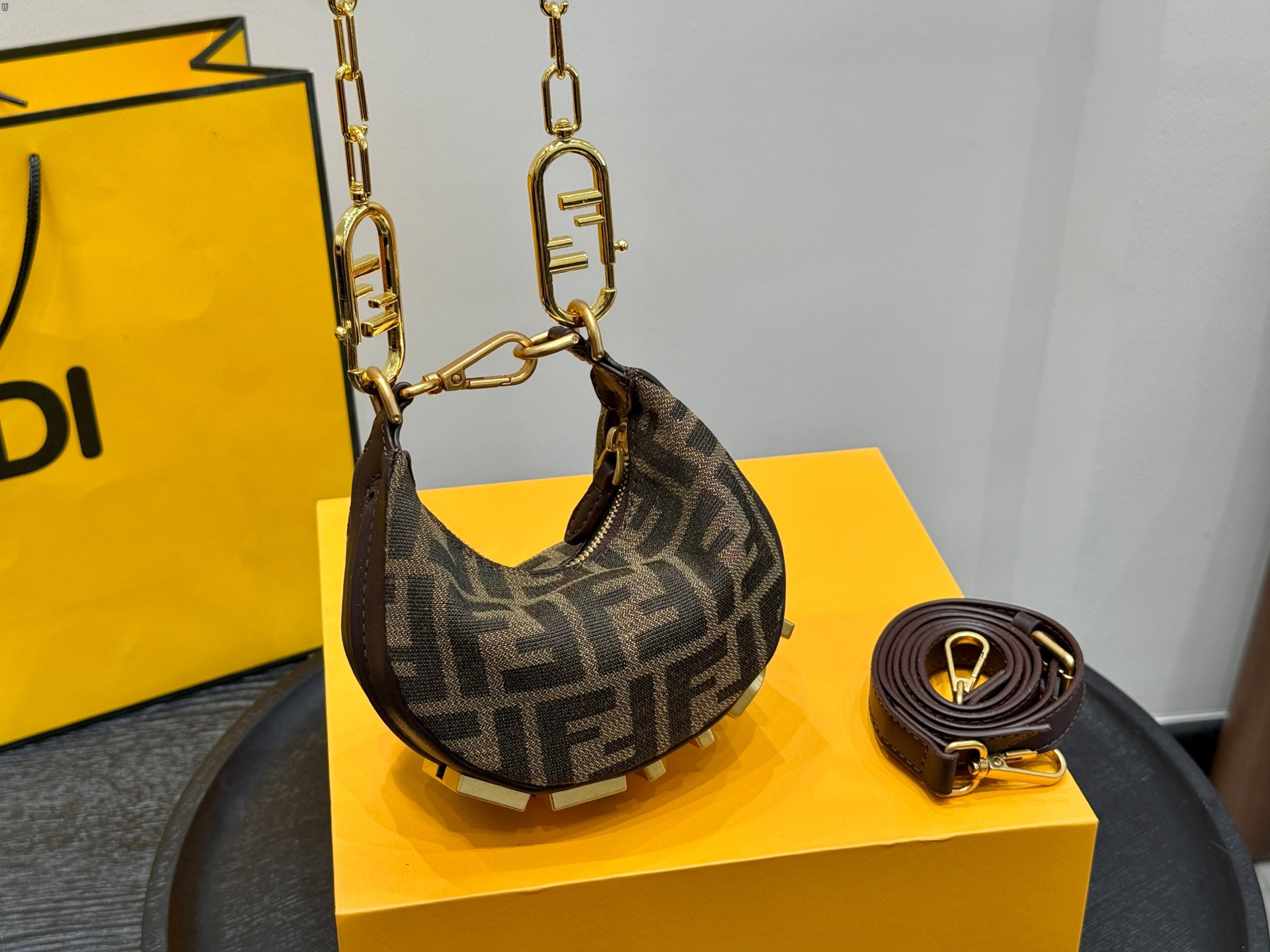 ZH154 Fendi Mini Half Moon Bag 58$ gallery