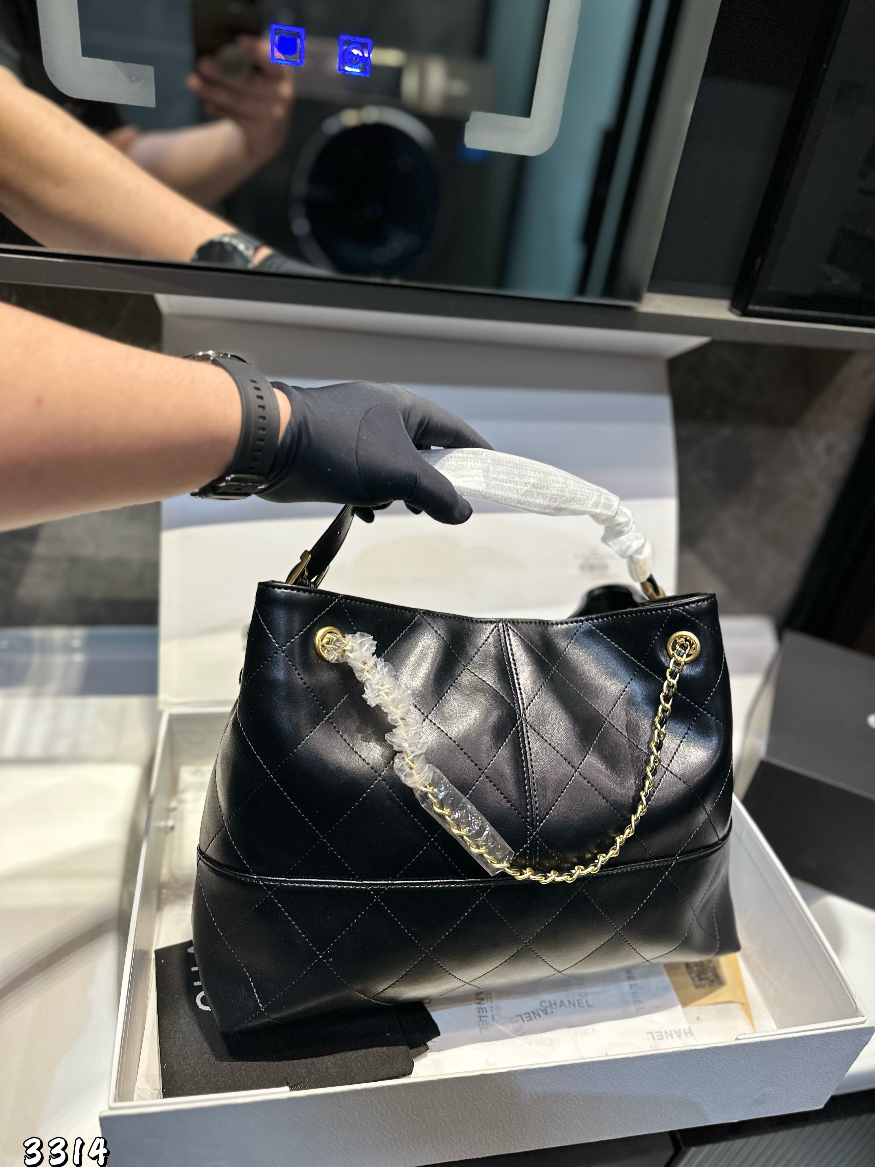 ZH240 CHANEL Bag 62-68$ gallery