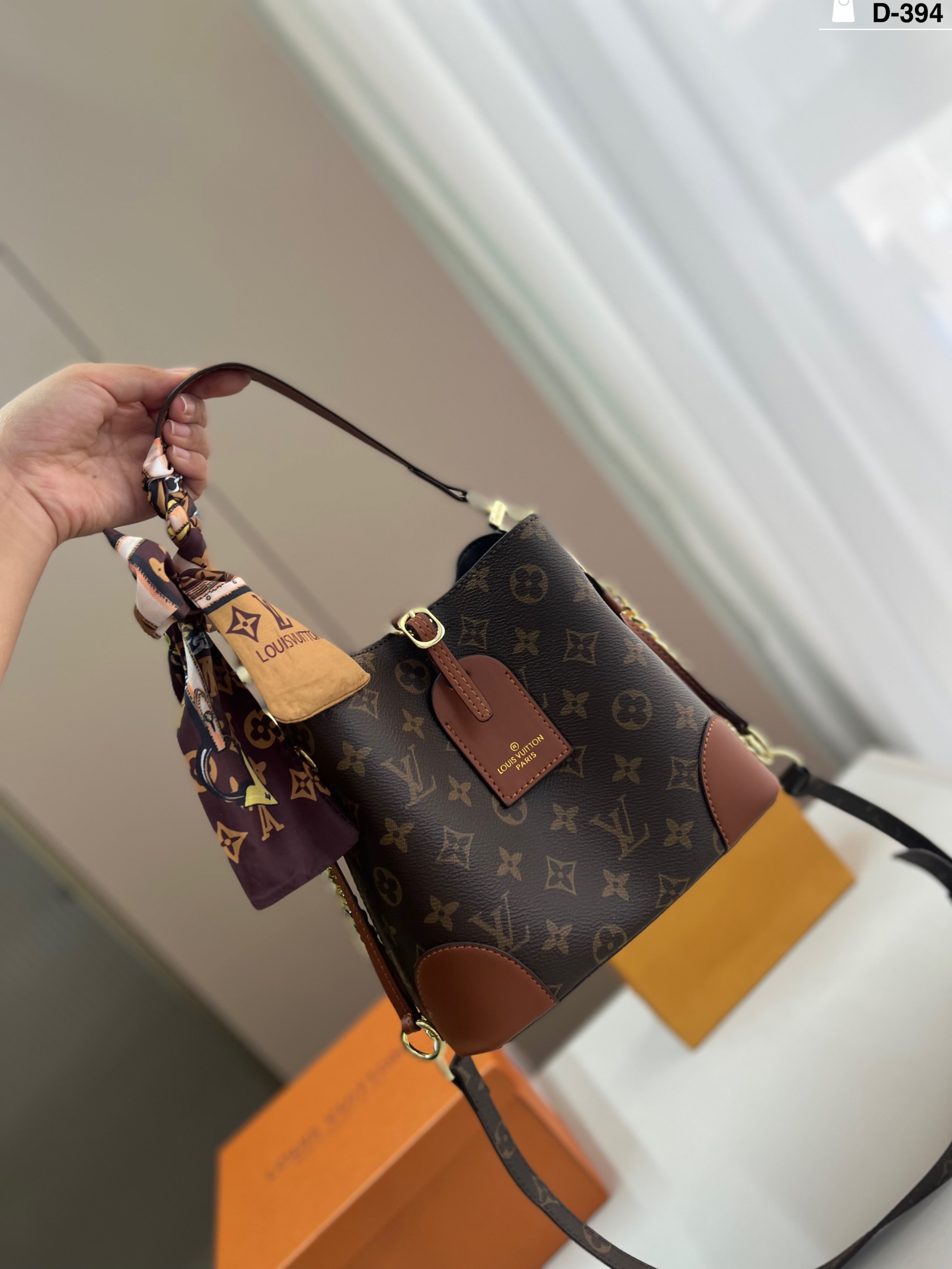 ZH242 LV Louis Vuitton bucket bag 46$ gallery