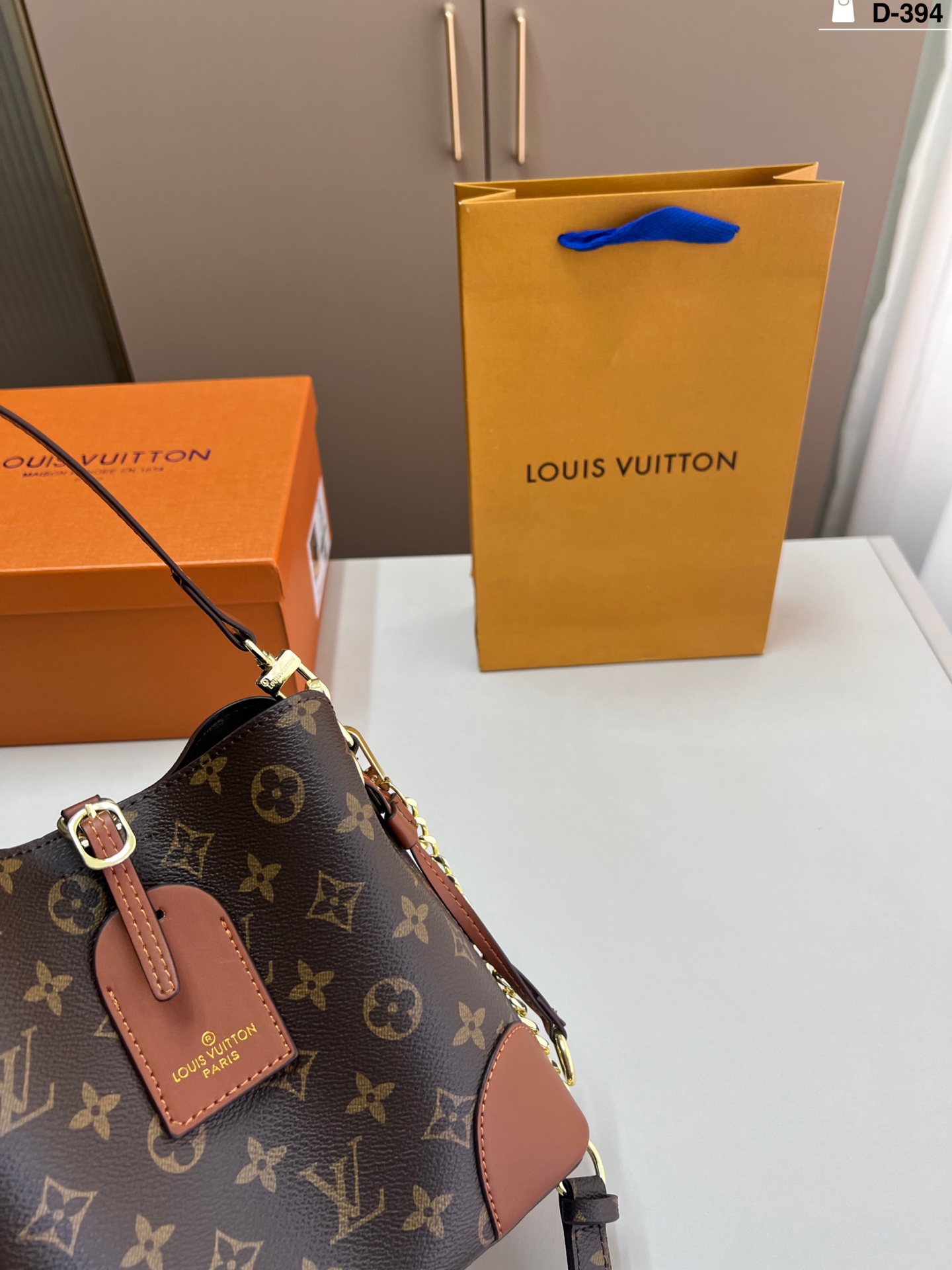 ZH242 LV Louis Vuitton bucket bag 46$ gallery