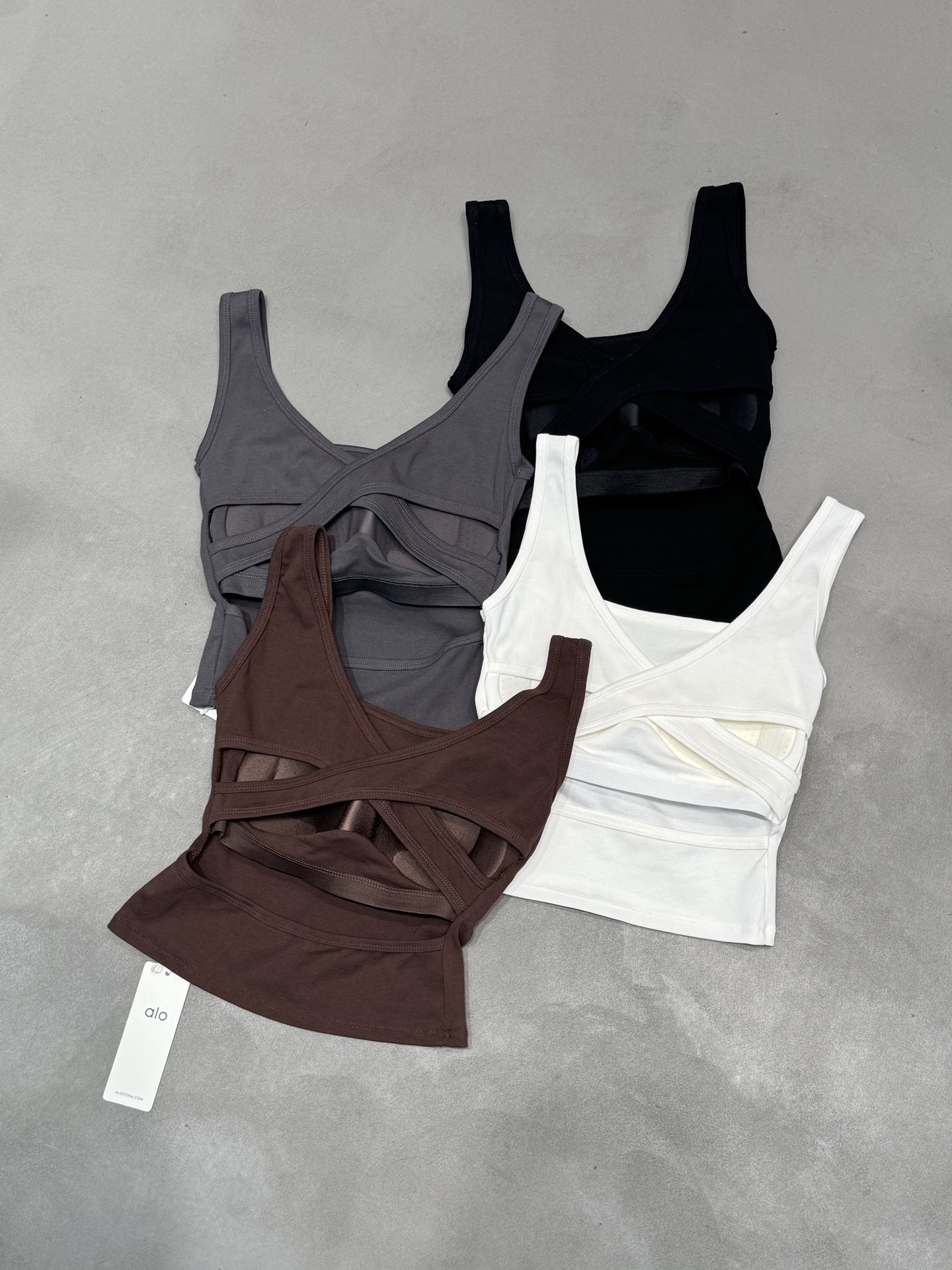 ZH243 ALO Sports Vest 23.6$ gallery