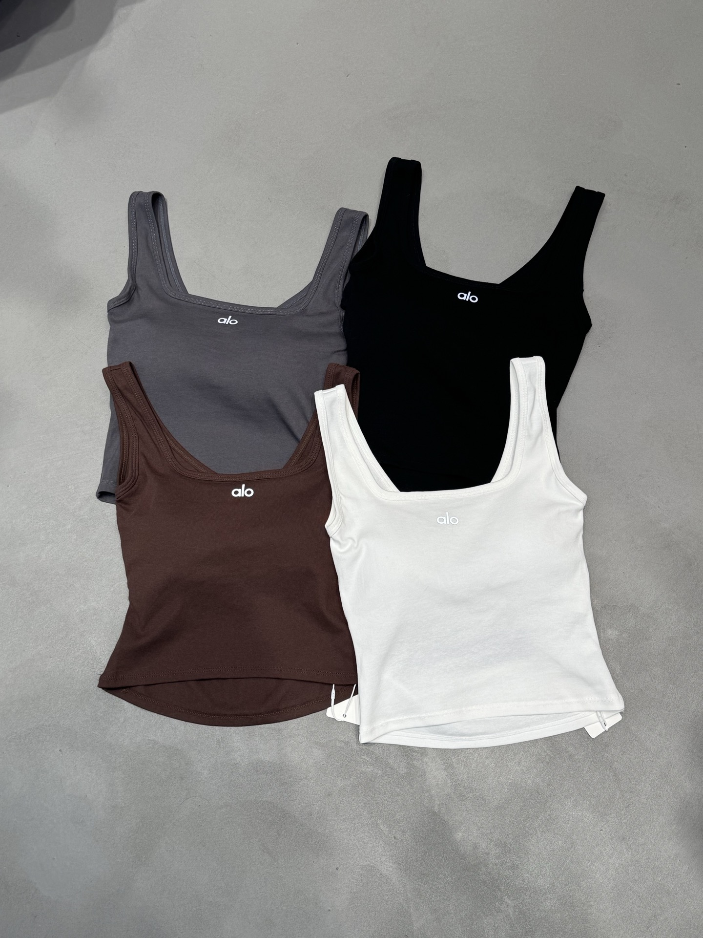 ZH243 ALO Sports Vest 23.6$ gallery