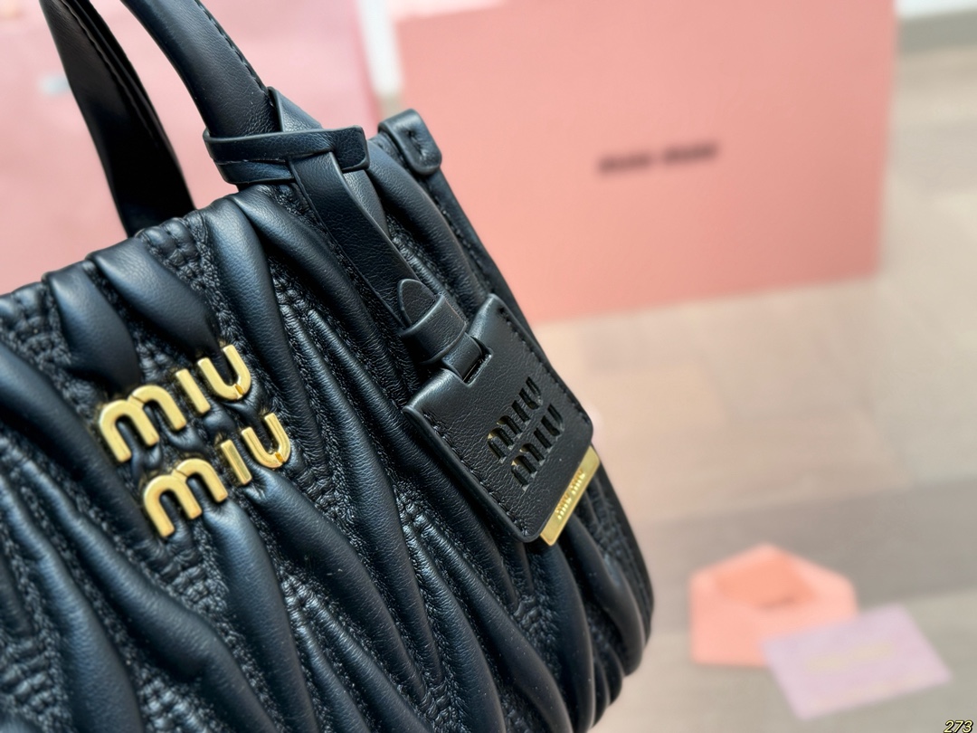 ZH249 MIUMIU BAG 59.9$ gallery