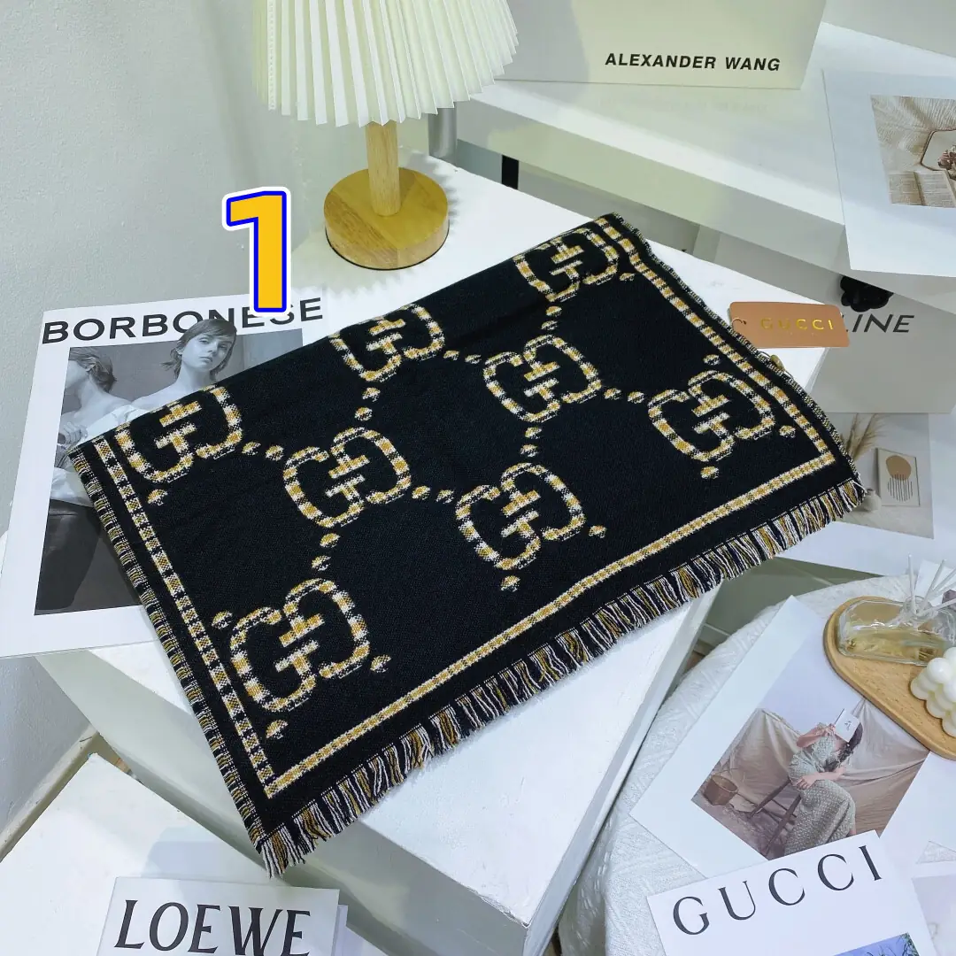 21.66$  GUCCI   3763-M gallery