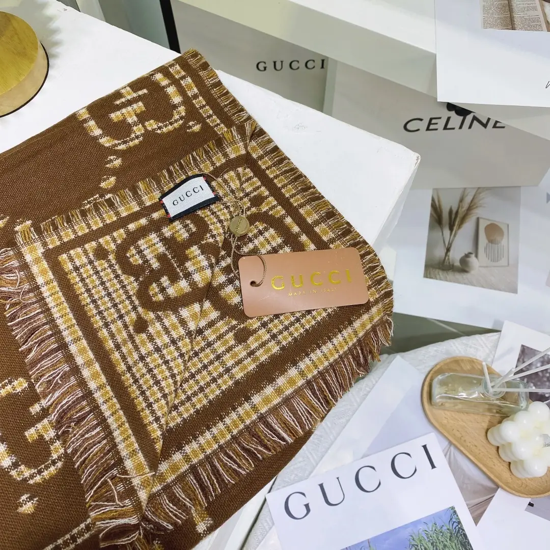 21.66$  GUCCI   3763-M gallery