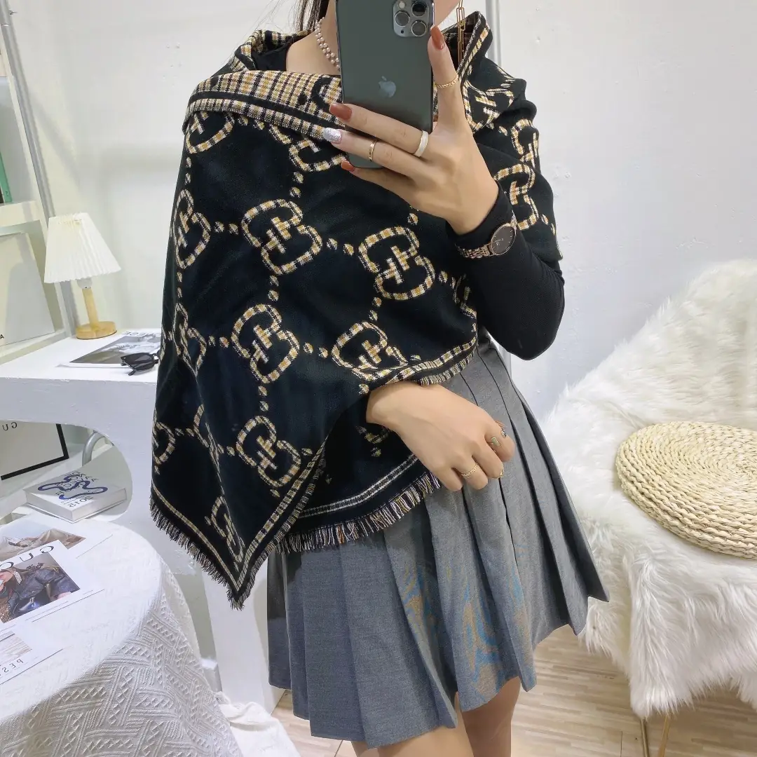 21.66$  GUCCI   3763-M gallery