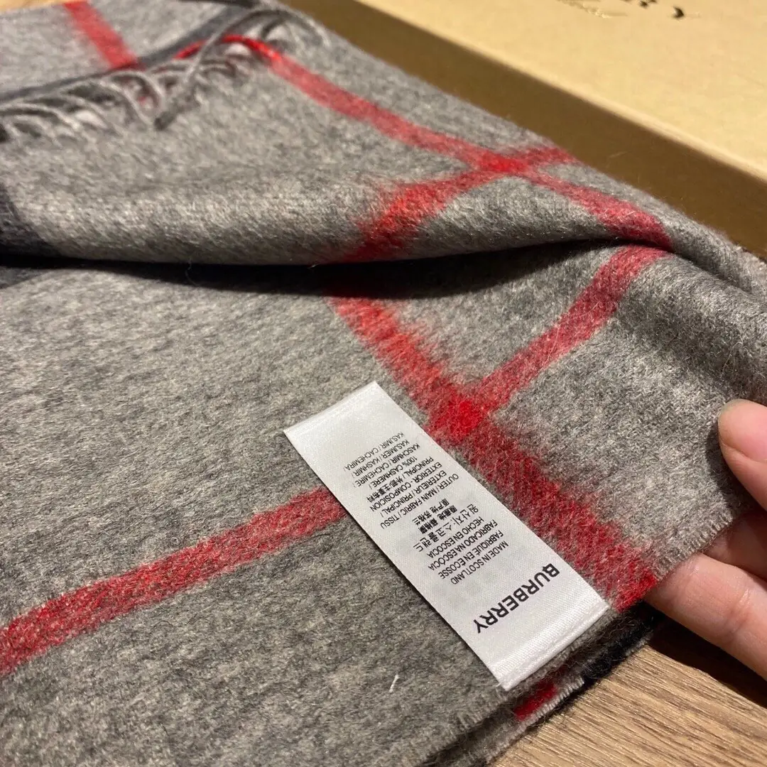 22.16$ Burberry   2843-M gallery