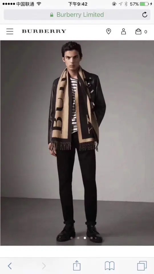 22.99$   Burberry    3767-M gallery