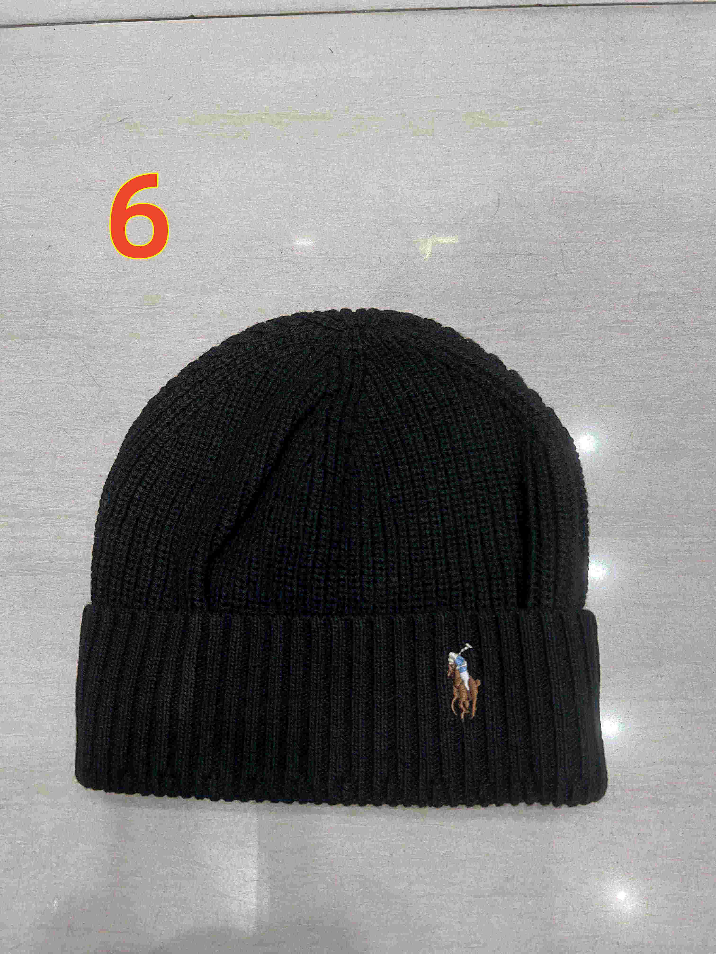 22.99$   POLO   206-4911-M gallery