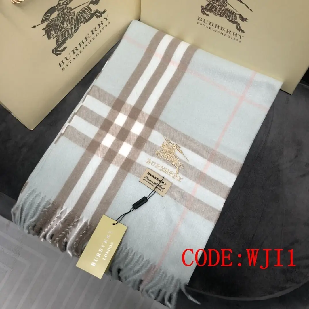 23.66$  Burberry   3931-M gallery