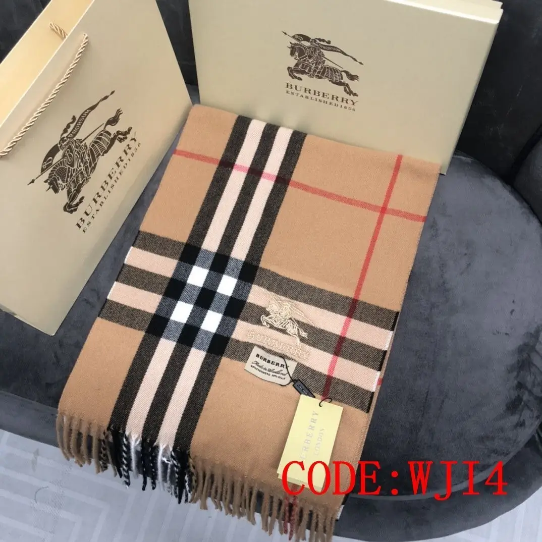 23.66$  Burberry   3931-M gallery