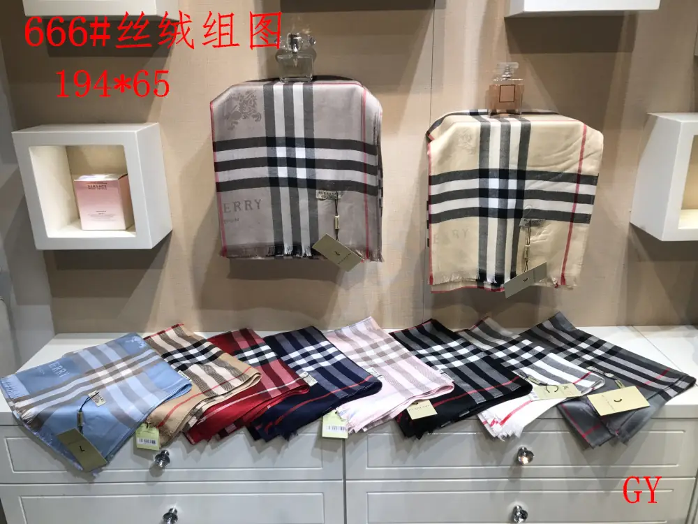 23.76$   BURBERRY  304-3285-M gallery