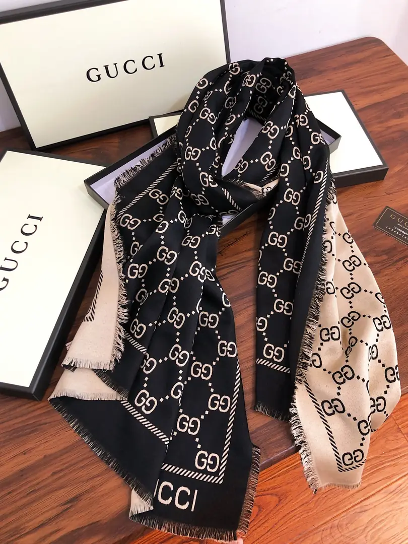 23.98$  GUCCl-311-Scarf   3204-M gallery