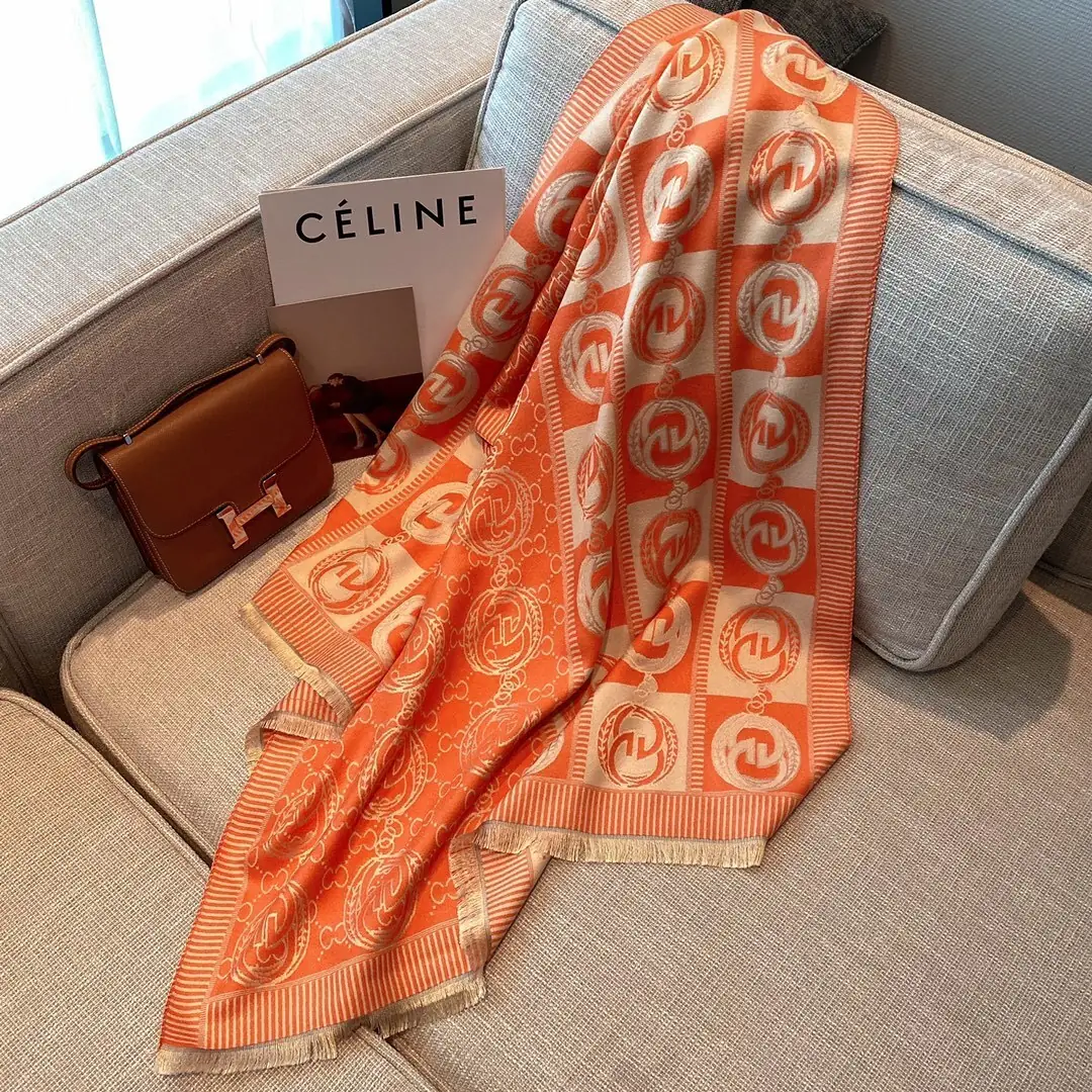 23.98$  GUCCl-Scarf   3205-M gallery