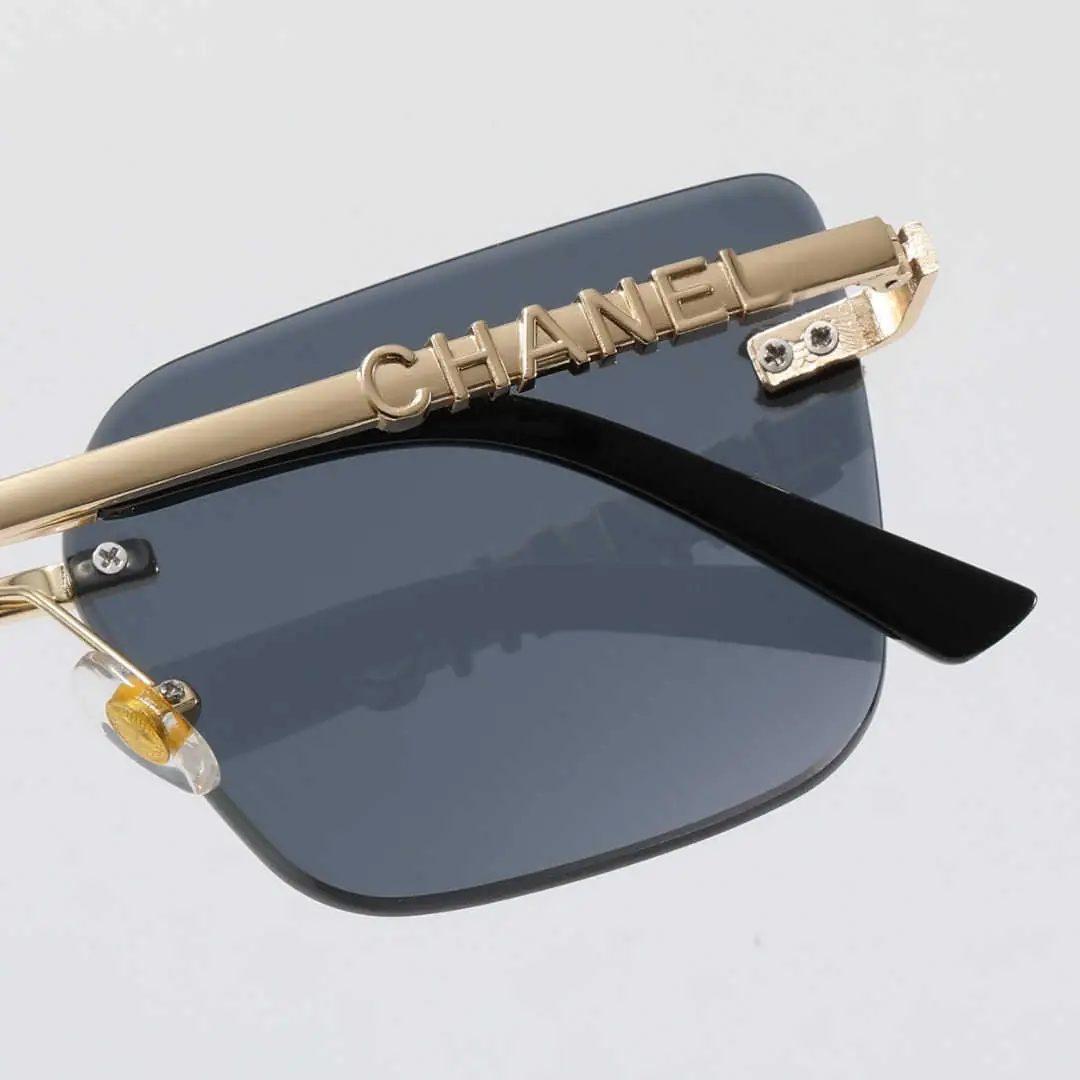 24.99$  CHANEL  FF-4695-M gallery