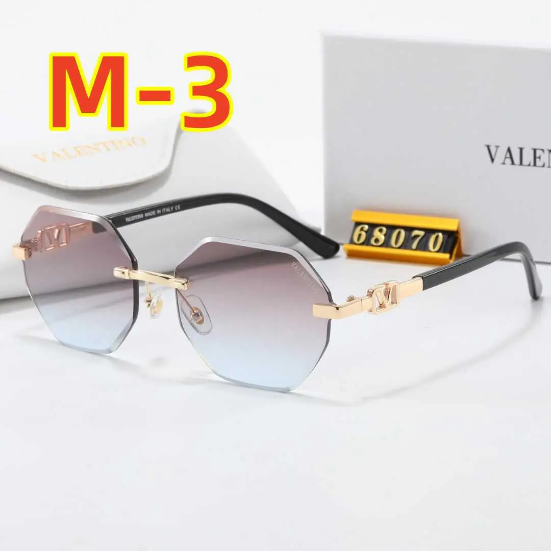 24.99$  Valentino  FF-4689-M gallery
