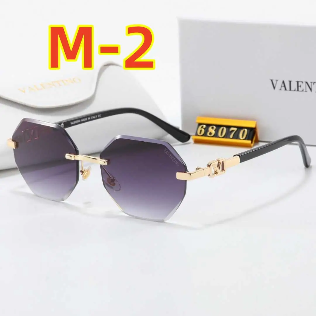 24.99$  Valentino  FF-4689-M gallery