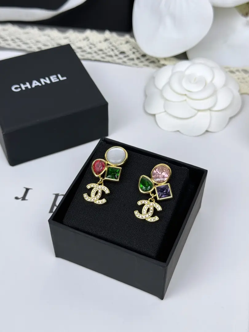 25.99$ Chanel   4915-M gallery
