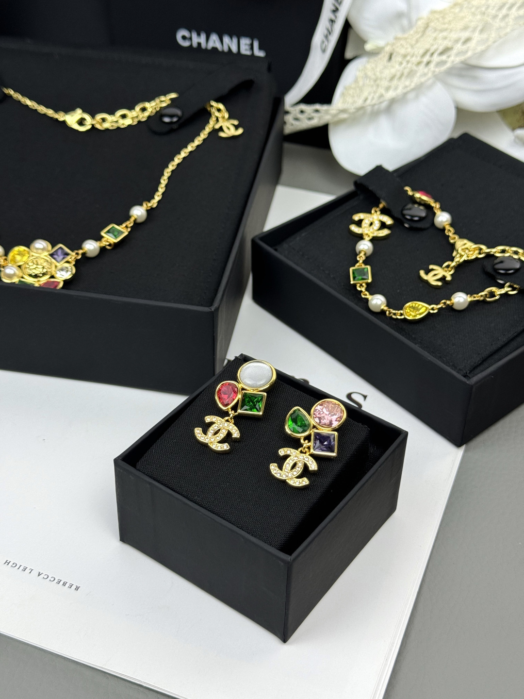 25.99$ Chanel   4915-M gallery