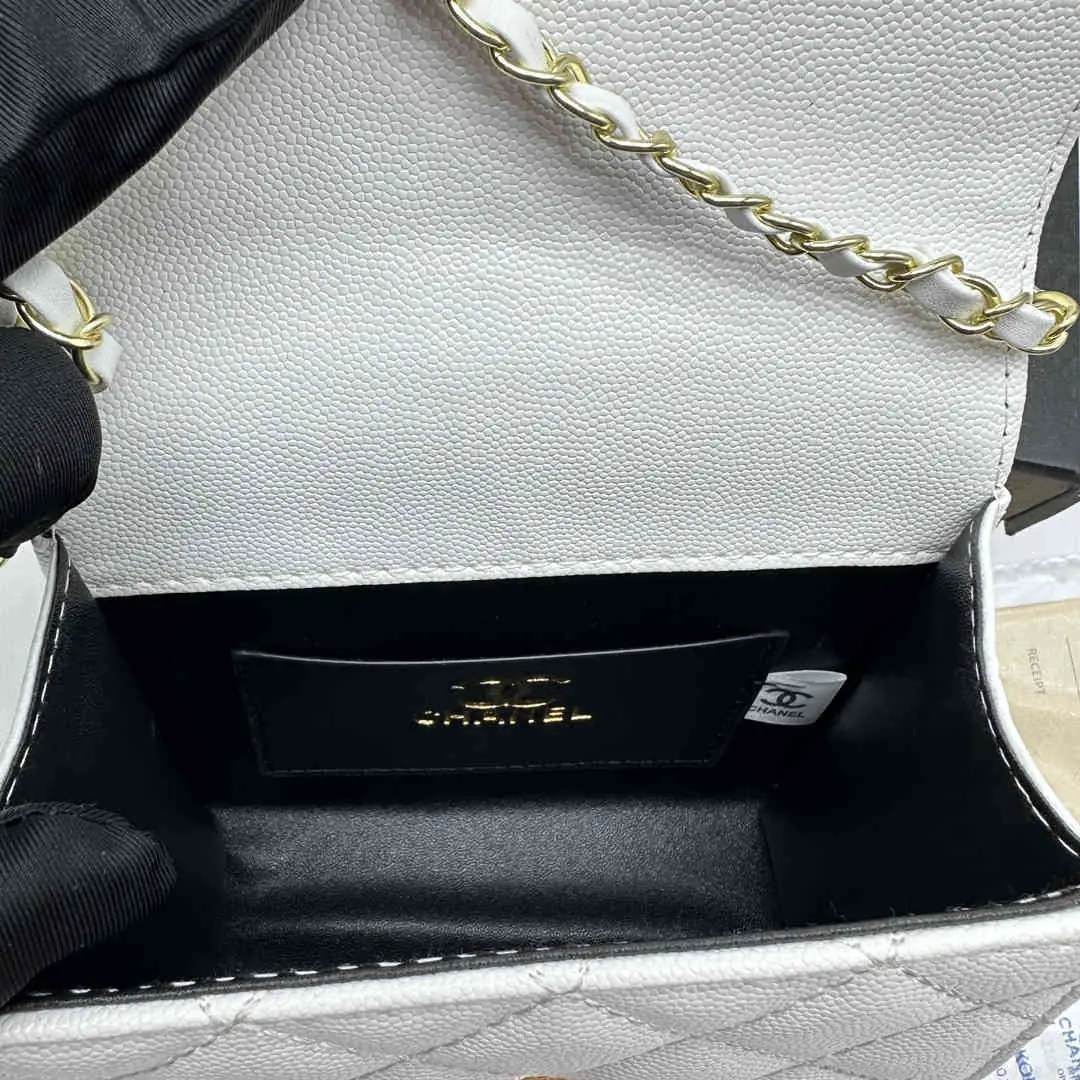 26.99$    CHANEL   301-4353-M gallery