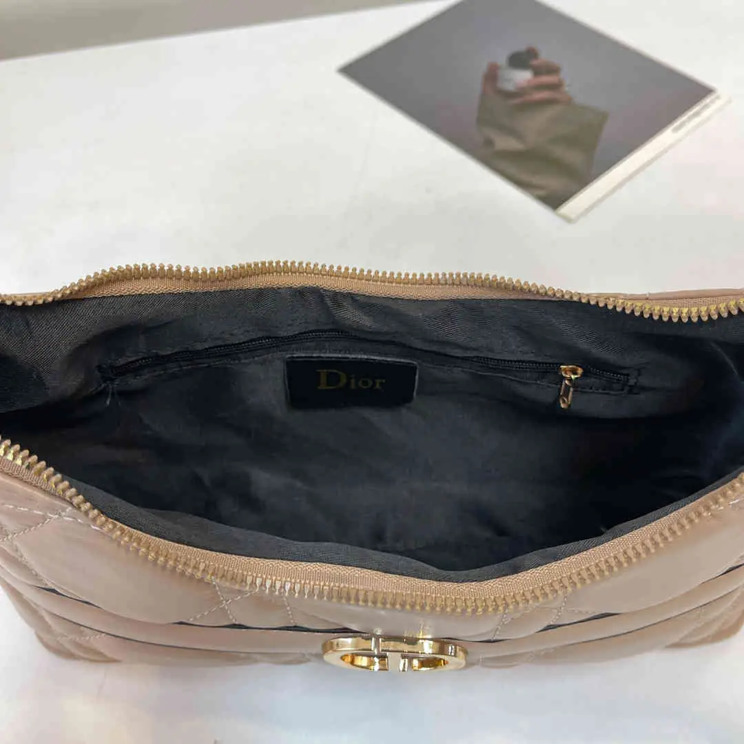 27.09$     301-4612-M gallery