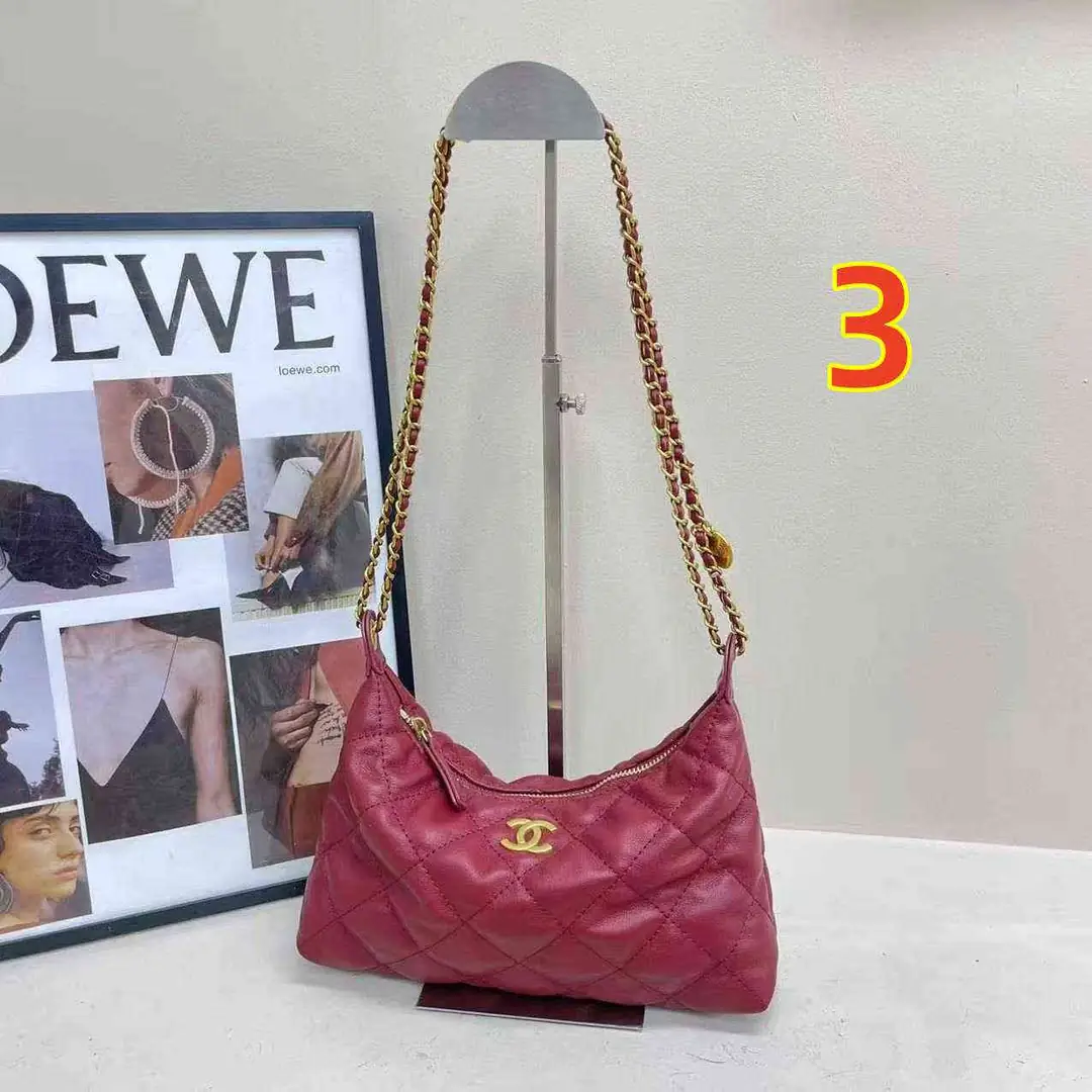 27.41$   CHANEL    301-4887-M gallery