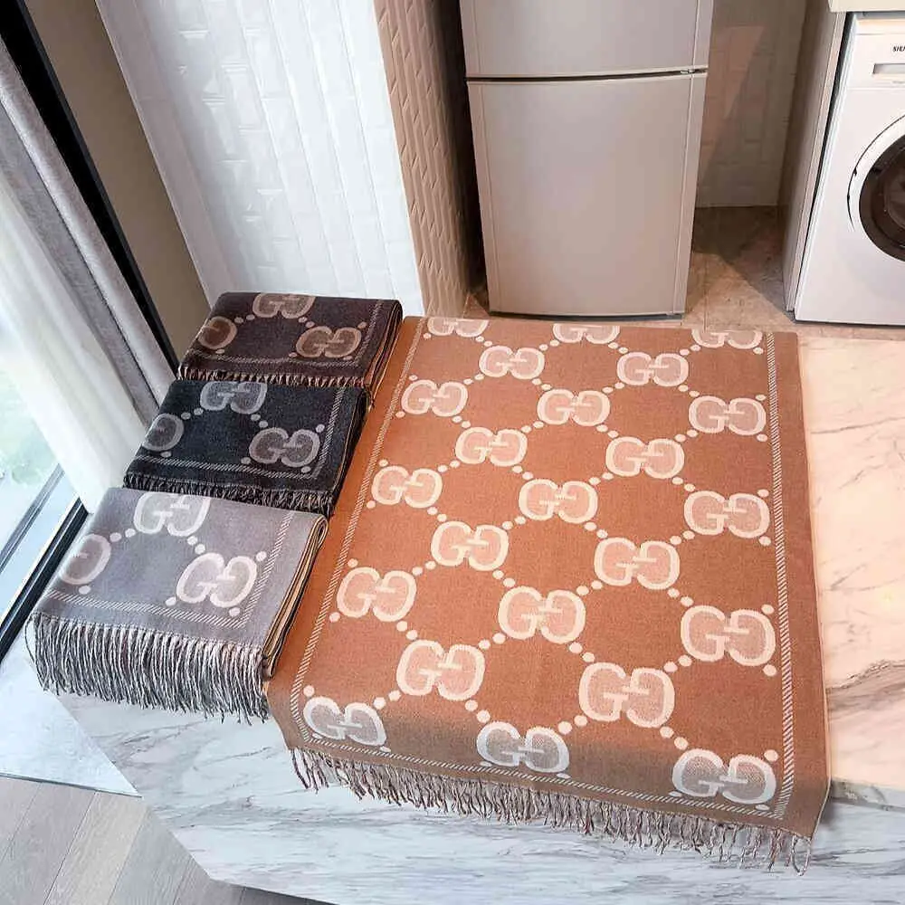 27.65$Gucci    4838-M gallery