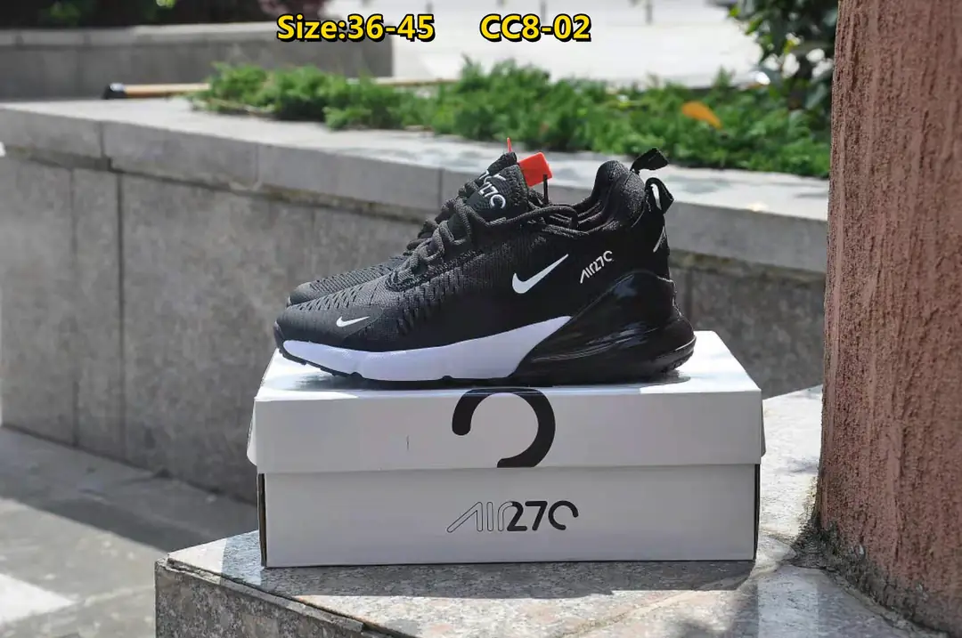 27.86$ Nike 270    shu-3833-M gallery